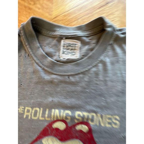 Retro Adult T-Shirt Rolling Stones Tour Shirt 1972 Graphic Tee VTG Concert Band - Picture 11 of 12